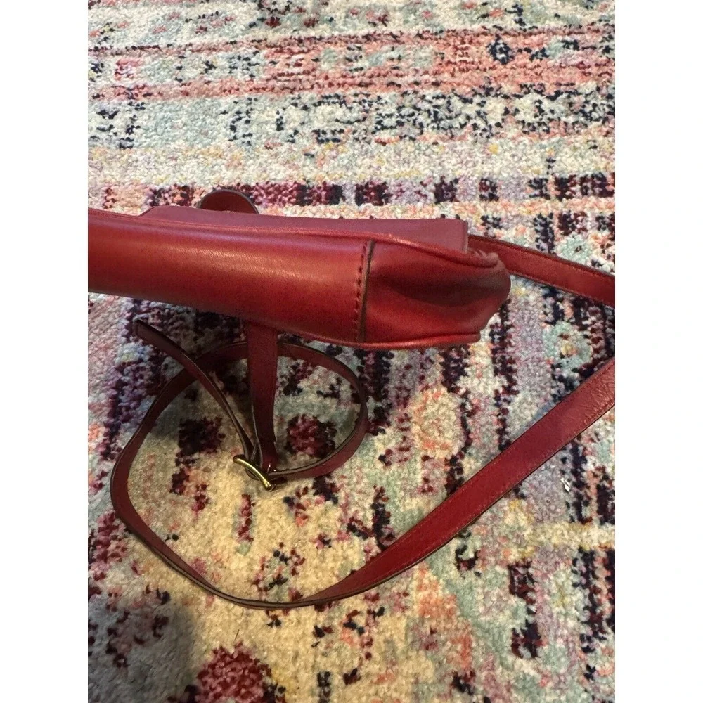 Fossil Crossbody Shoulder Bag Red Leather Purse‎
